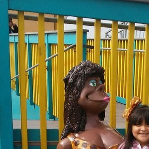 Meet your Posher, Veronica